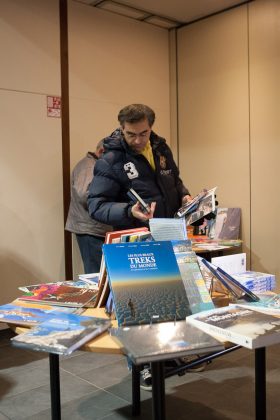 PHOTOS 2012 Librairie dans le hall.JPG