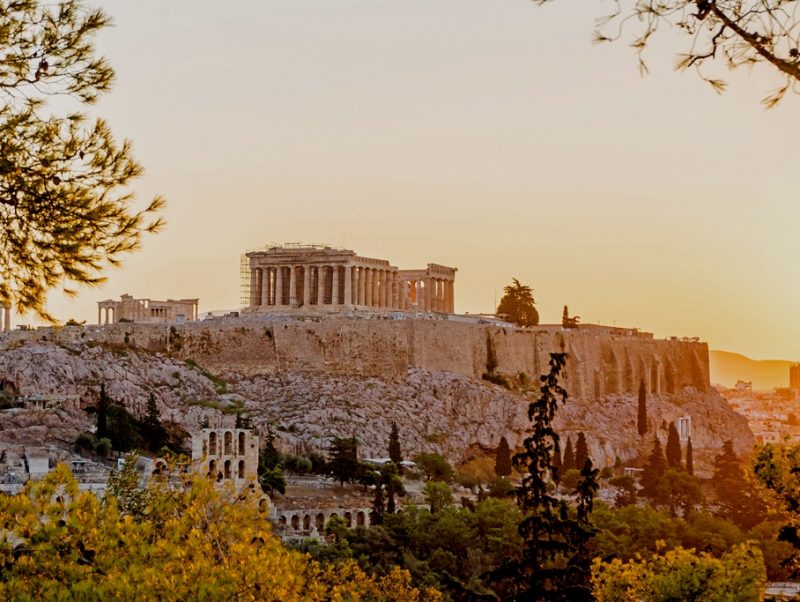 REGARDS SUR LE MONDE  : LA GRECE
