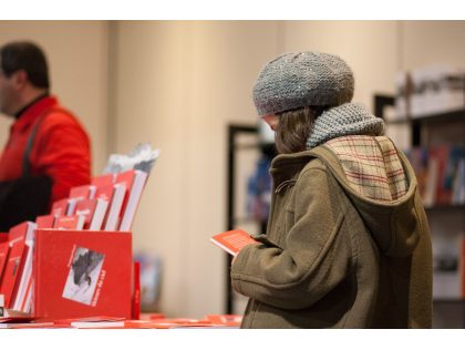 PHOTOS 2012 Librairie dans le hall 3.JPG