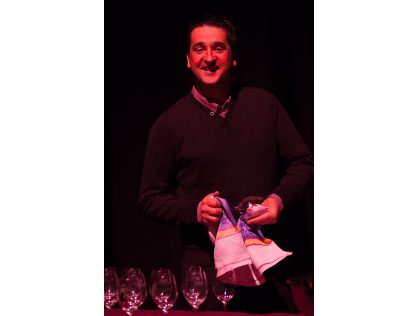 PHOTOS 2012 Notre partenaire Denis des Vins Bertrand.JPG