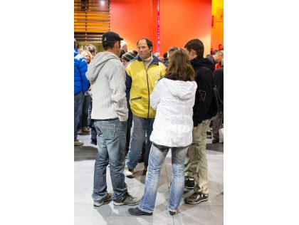 PHOTOS 2013 Spectateurs dans le hall 2.jpg